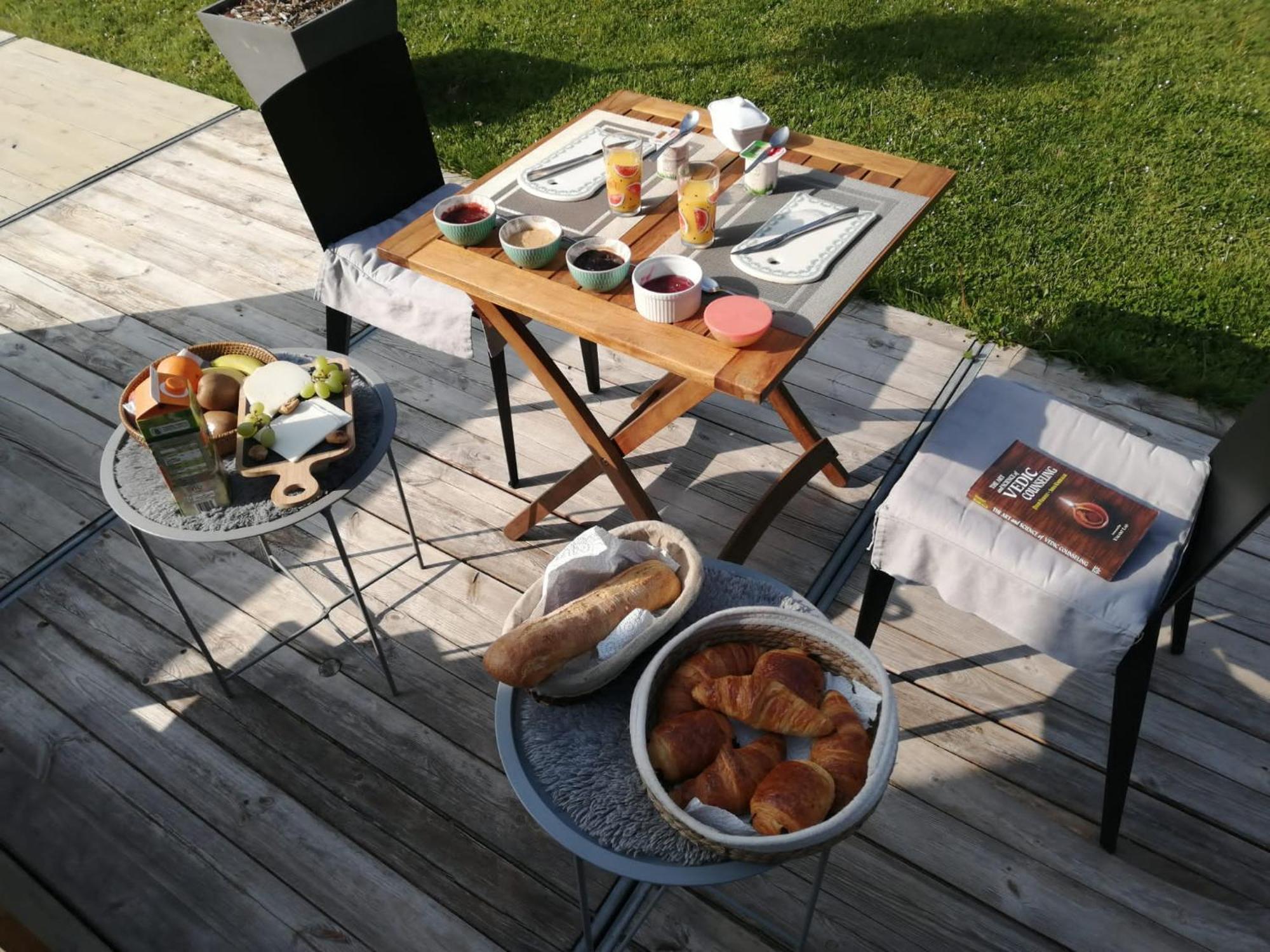 La Suite Cosy - Votre Pause Arboree La Bruyere Exterior foto